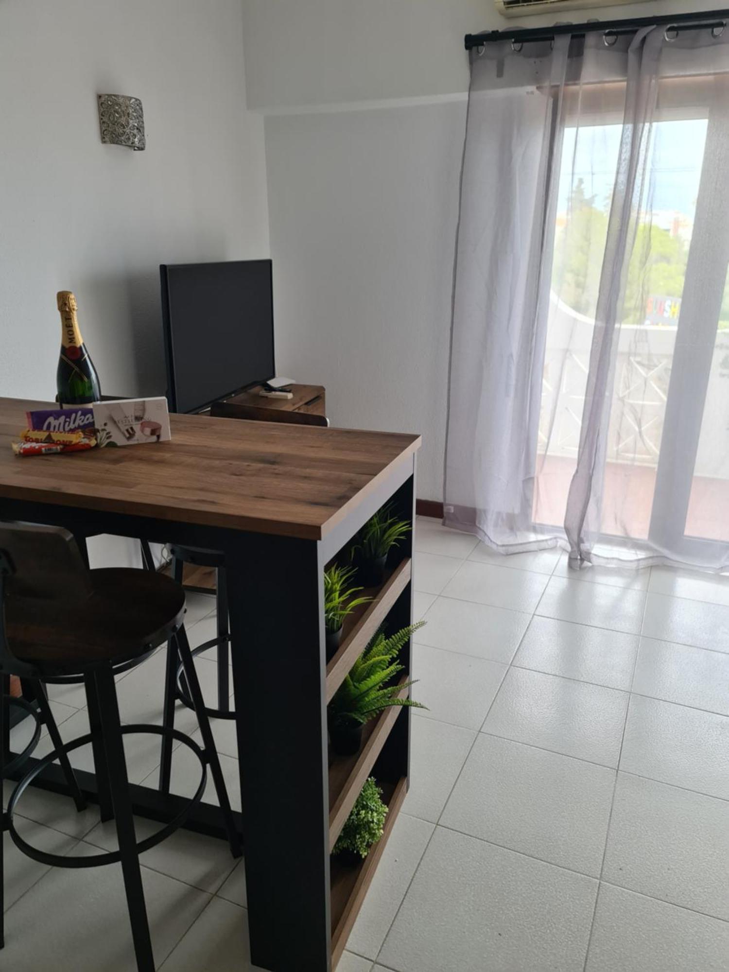 1 Bedroomed Apartment - Ocean View - Oura - Beach Албуфейра Экстерьер фото
